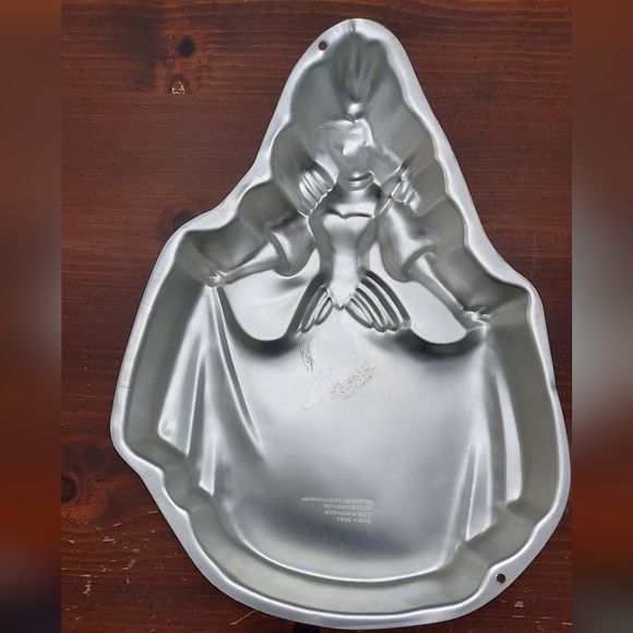 Vintage 1994 Wilton Cinderella Pan, Never Used - Picture 3 of 4